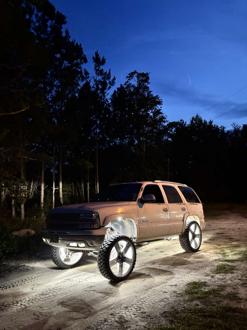 2 Row High Intensity Pure White Wheel Lights