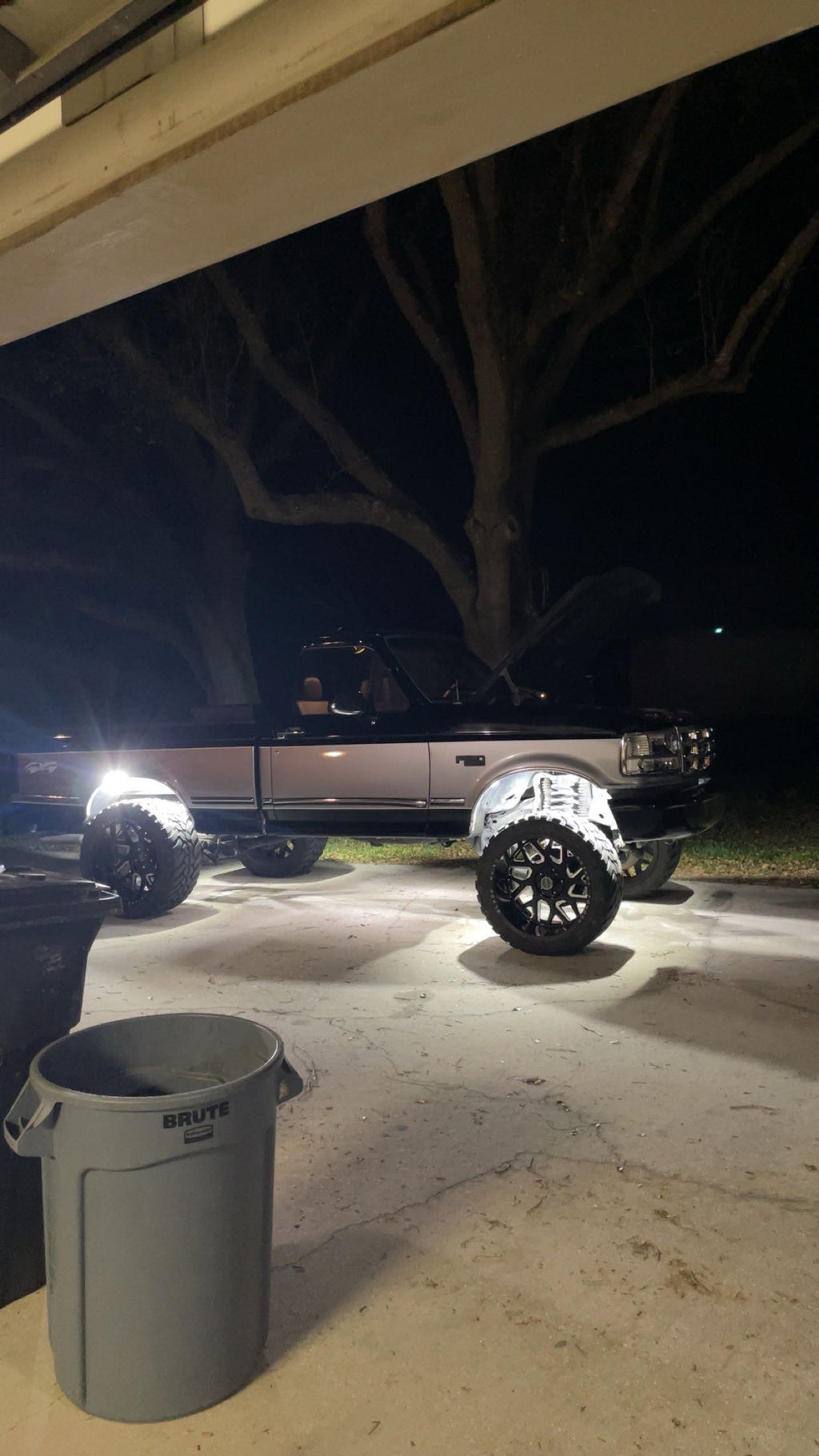 72 Chip pure white rock light