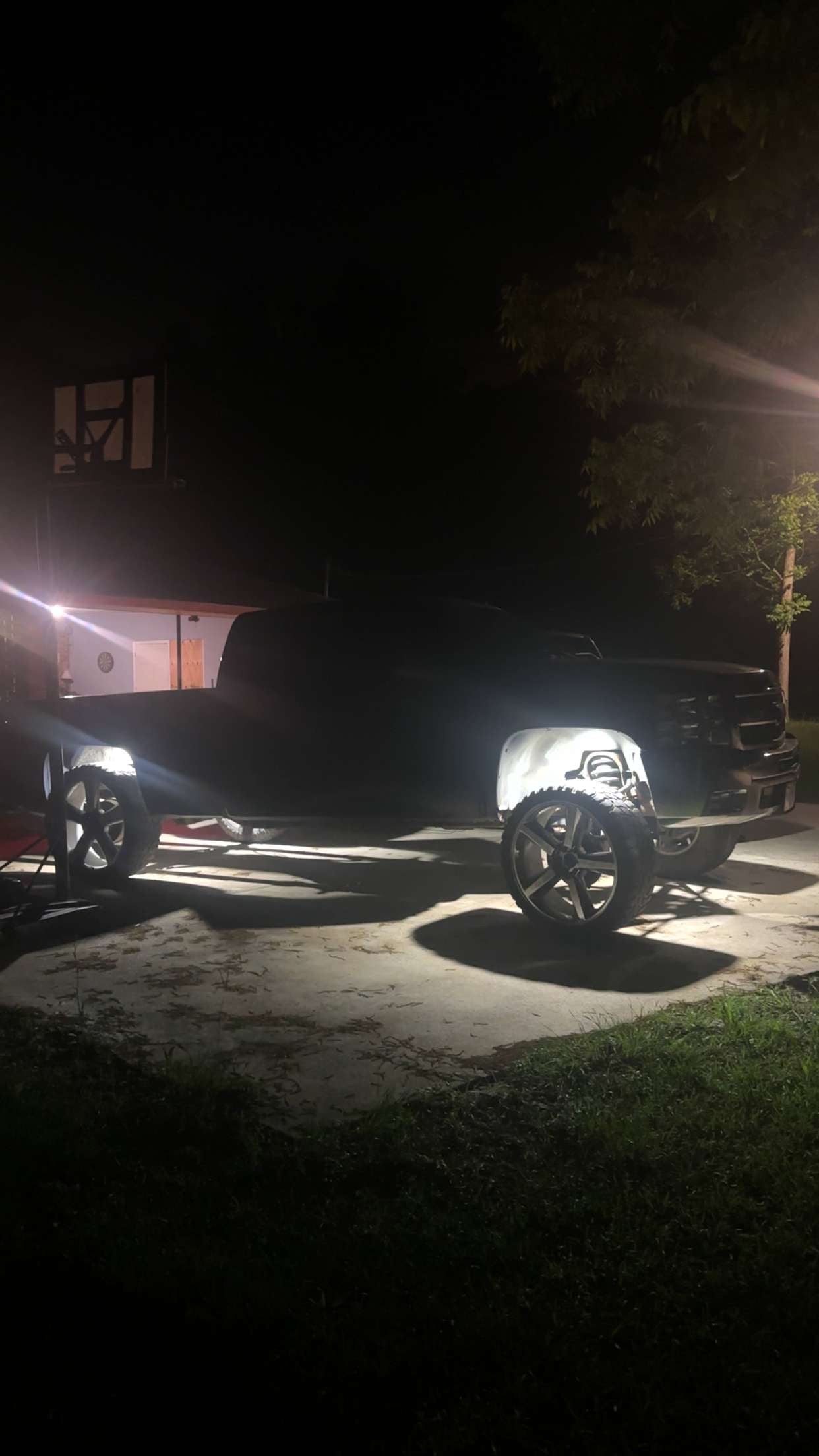 72 Chip pure white rock light